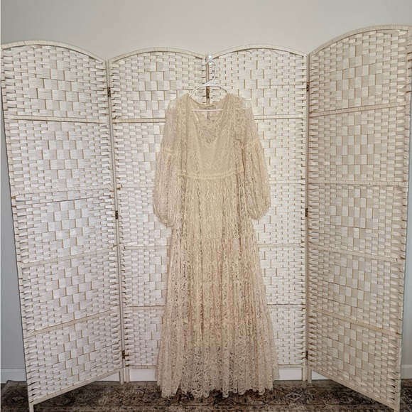 Joyfolie Bohemian Lace Maxi Dress in Cream - Women - Picture 2 of 2